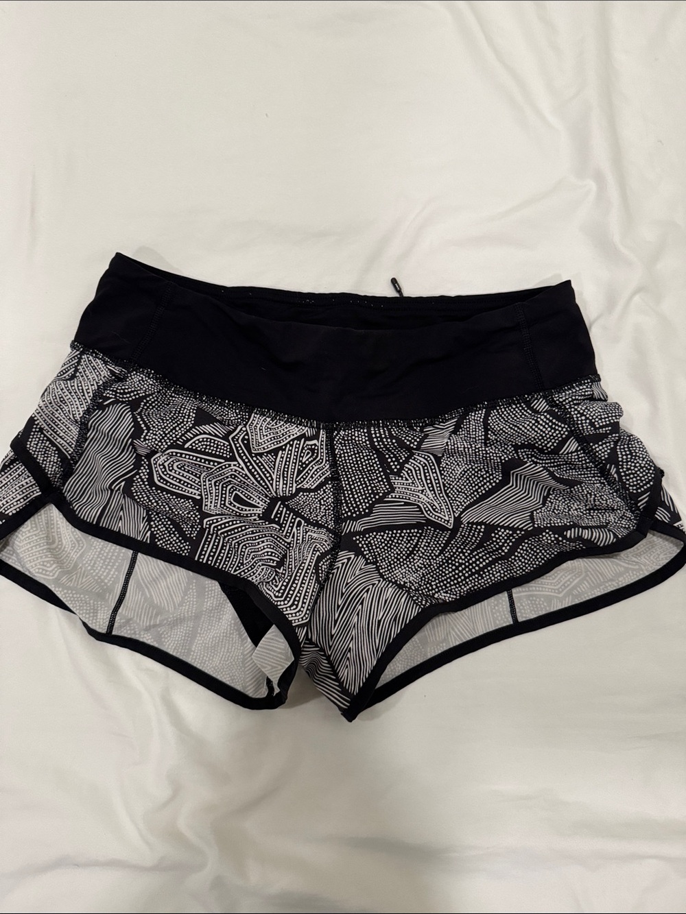 lululemon athletica Black and White Speed Up Shorts